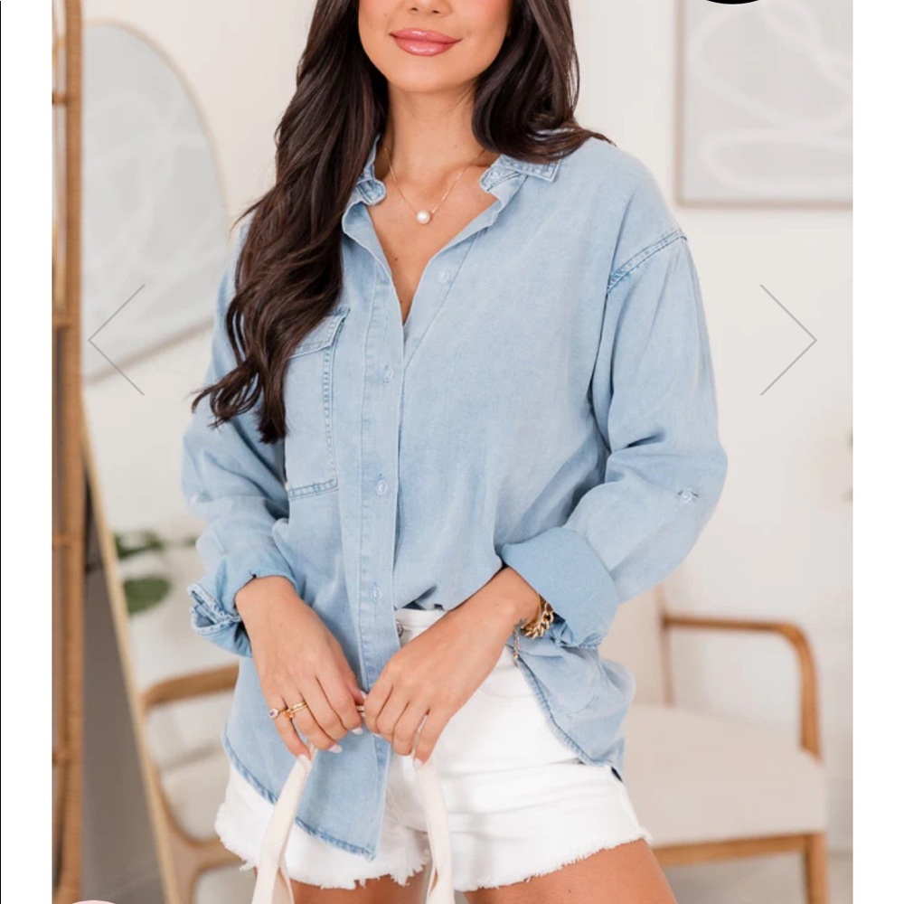 NWT Chambray Button Down